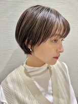ミラバイケンジ 藤沢(Mira by KENJE)&nbsp;広がる髪を抑える丸みショート/30代/40代/50代