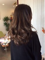 フルール(fleur)&nbsp;【魅せる☆ハイライト×クリアアッシュグラデーションカラー♪】