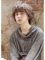 カライング(ing)&nbsp;【+～ing】 外国人風ファニーショート　【小川 晏奈】