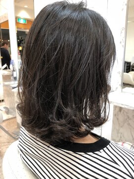 オレンジ サラ 河辺店 ロングボブ　パーマスタイル