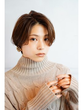 ブルースタイル 荏原中延店 女性らしさ満点ショートヘア
