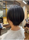 丸みのあるショート/イヤリングカラー30代40代50代60代ブリーチ