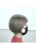 レイヤーボブのパールグレージュ