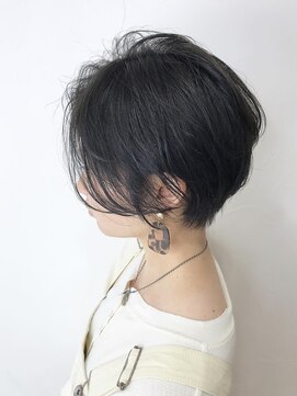 ユイット 本八幡店(Uit) アップバングショート