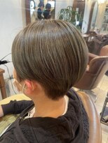 ヴィアンカ(Vianca)&nbsp;【白髪ぼかしハイライト×ミントグレージュ】