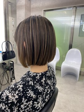 イキ 表参道(iki omotesando) モード/無造作ウェーブ/大人ガーリー[表参道駅]