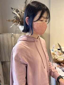 ミリィ 四日市(mily) インナー×ネイビーブルー