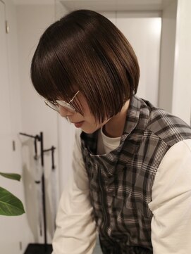 ヨー(Yoh-) 【ミニボブ/中里千尋】ぷつっとボブ/ストンボブ/ボブ