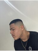 バズカット　スキンフェード