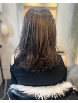 ダーナ(danam) オリーブグレージュカラー