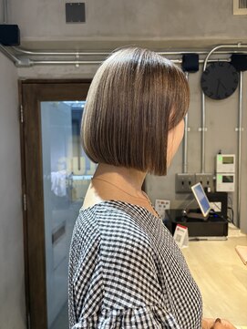 プラグ ヘアーデザイン 大名店(PLUG hair design) 前下がりボブ