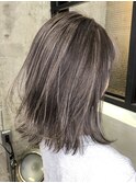 外国人風バレイヤージュ、ハイライトカラーアッシュグレージュ