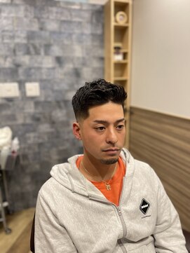 銀座マツナガ 神田店 清潔感メンズナチュラルメンズベリーショート刈り上げブラック