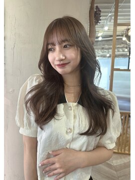 アリスバイアフロート 自由が丘(ALICe by AFLOAT) ロングレイヤー　小顔カット　シースルーバング