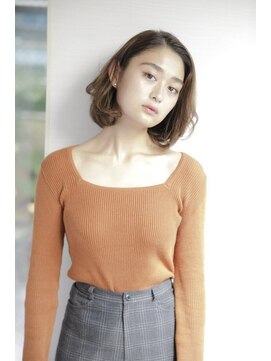 アフロディーテ ギンザ 秋葉原店(APHRODITE GINZA) 外ハネボブ/グラデーションカラー/ペールベージュ/秋葉原