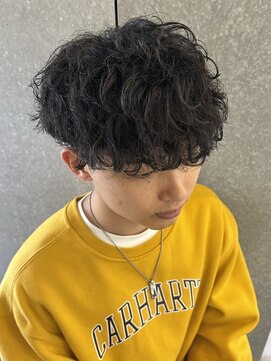 ニアウ 太田店(Niau) メンズパーマ波巻きスパイラルパーマシャドウパーマアイブロウ