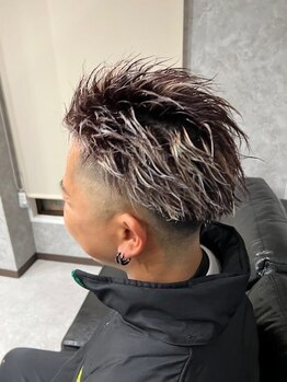 ラウド(LAUD)の写真/大人気の波巻きパーマ、スパイラルパーマ、柔らかい質感も◎髪質に合わせた薬剤で理想通りの仕上がりに◎