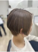 ショートボブ