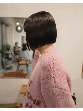 ヨー(Yoh-) 【ミニボブ/阿部達哉】ボブ/ショートボブ/切りっぱなしボブ