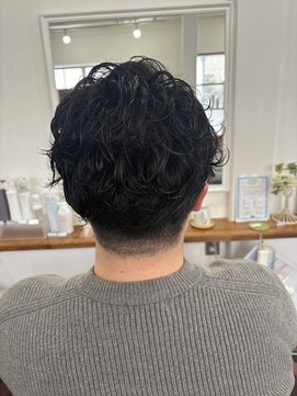 ヘアーアンドメイクアップモパ メンズパーマ