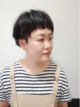 ラトリエコンタン(L´atelier Content) 30代40代50代おすすめ　刈り上げマッシュのゆるふわパーマ