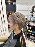 フェードショート/シルバーベージュ
