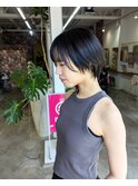 艶暗髪×ハンサムショート