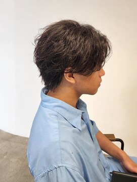 ニアウ 伊勢崎連取店(Niau) センターパートウルフシャドウパーマフェザーパーマ