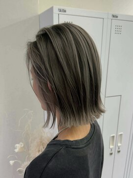 ピヨン 心斎橋(piLLon) シャドウルーツ/バレイヤージュ/くすみカラー