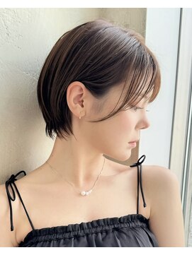 アフロート ルヴア(AFLOAT RUVUA) 【岩田莉奈】40代50代の似合わせカットで若見えショートボブ新宿