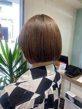 コトナ 越谷店 10代20代30代｜ミニボブ｜あごラインボブ｜前下りボブ【越谷】