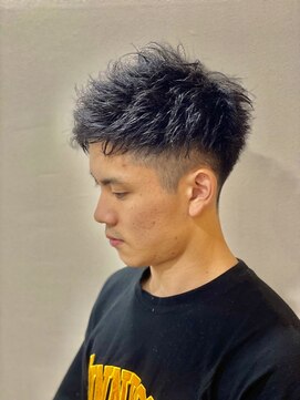 グレイスフルバーバー 赤坂見附店 【バーバースタイル】癖毛を生かすツーブロック【赤坂/理容室】