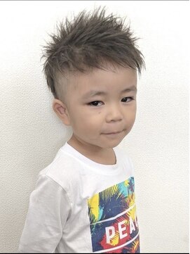 ワンワンオー バーバーショップ コンチネンタル(@110 BARBER SHOP continental) キッズカット