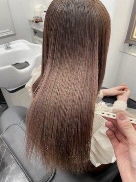 エスカーラ 表参道(THE ESCALA) @aidaman321/ゆるふわロング/センターパート/スイートAライン