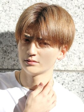 ベーア メロー(Bar mellow) 刈り上げナチュラルセンターパート　センター分け