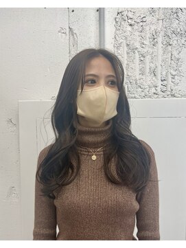 ユイツ ロング×グレージュカラー