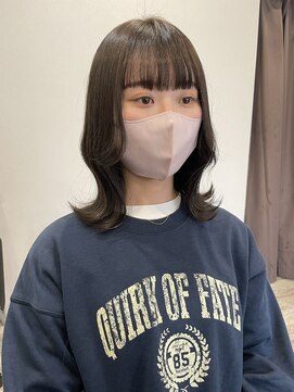 シキ(C key) くびれ透明感カラー