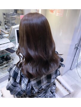 ラメール(MAISON LA MER) 【NATSUKI】柔らかい透明感♪ミルクベージュ