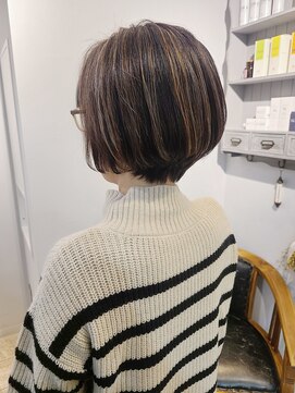 ヘア ケア ディエイチケー(HAIR CARE DHK) 白髪ぼかしハイライトショートボブ