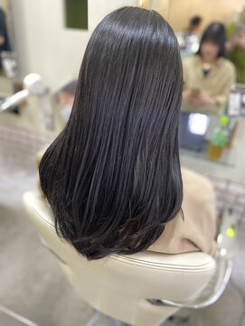 ニューヨーク 根津店 透明感ブルージュカラー