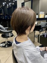 ハルキ ミナト ジャパン オオサカ(HARUKI MINATO japan OSAKA)&nbsp;30代40代50代小顔似合わせカットくびレイヤーエモージュ大人可愛