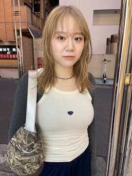 オルタナティブ(alternative) レイヤーカット×ベージュカラー