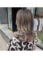 ロウ 札幌(ROW) 根元が伸びても気にならないデザインカラー