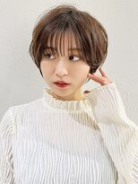 アンド ストーリーズ(&STORIES)&nbsp;前髪あり耳掛け丸みくびれ大人ショートボブ20代30代40代50代＊