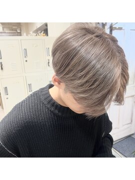 デバイス バイ フレイムス 越谷(DEVICE by Frames) 越谷 センターパート ダブルカラー グレージュ