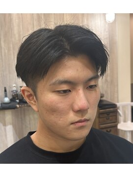 ヘアアンドフェイス ルースト(hair&face ROOST) 6対4ナチュラルアップバング