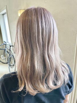 ケストラ(KESTRA) クリームベージュ