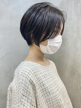 エリマ 調布(elima) ショートヘア顔周りレイヤーブリーチダブルカラーショートボブ