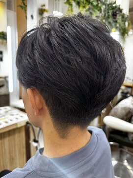宇都宮メンズカットスパイキーショートツーブロックフェード