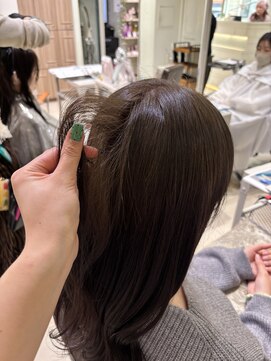 フォルテ 横浜店(FORTE) オリーブグレージュ/ブリーチなしカラー/顔周りカット